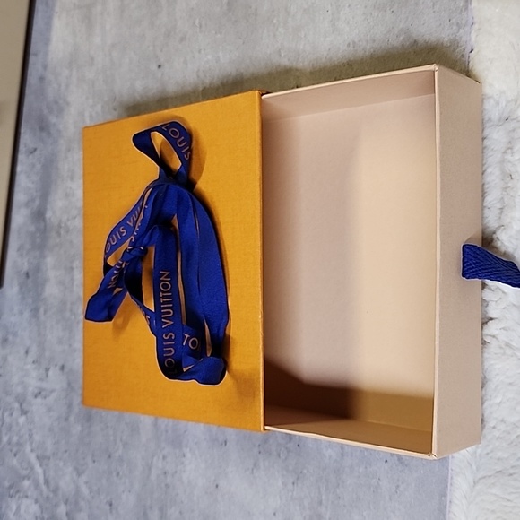 Louis Vuitton Box - Picture 6 of 6